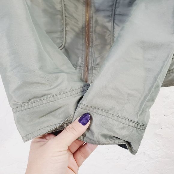 CPT by Cockpit USA military garmen nylon zippered army green jacket size medium - Picture 9 of 16